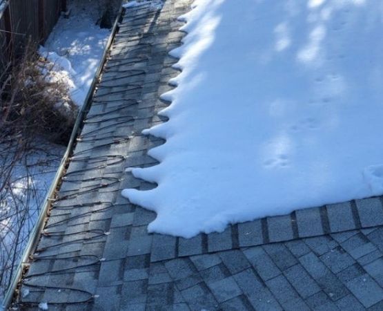 Ice Dams can quickly form on Calgary homes